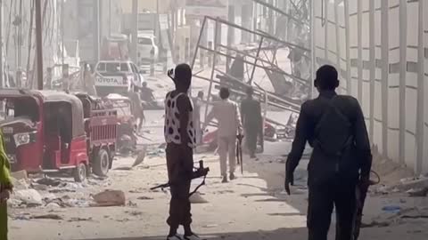 Scores killed in massive Mogadishu car bombings