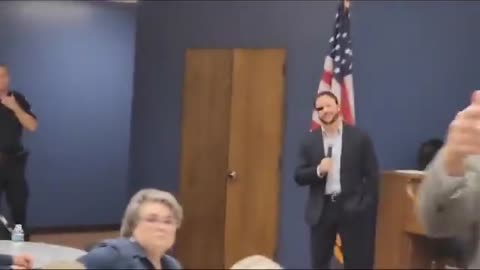 Crashing DAN CRENSHAW'S event and calling out his funding from Bill Gates & Love for Ukraine 🇺🇦