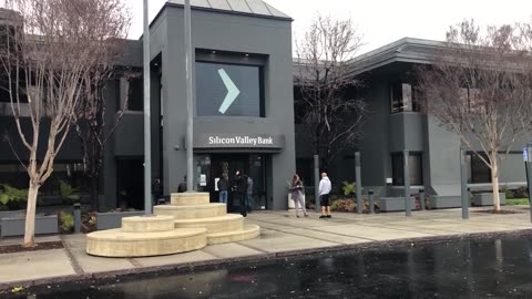 Silicon Valley Bank collapses, biggest shut down since 2008