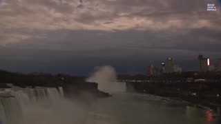The moment the total solar eclipse shrouded Niagara Falls in darkness