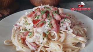 Top 3 Famous Italian Pasta Recipes! Bolognese, Carbonara and Fettuccine Alfredo!