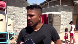 Migrants at U.S.-Mexico border struggle with heat