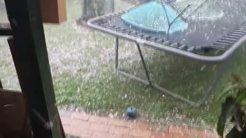 Apocalypse in Australia! A terrible hailstorm hit Sydney and Canberra!