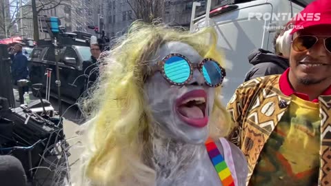 Psychopath Madonna Arrives in NYC - She’s wanting Trump supporters to attack her. Instigator