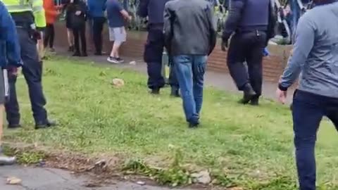 ☘️ Irish Lives Matter Protest turns into police brutality against the protesters