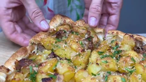 I have never eaten anything more delicious! Incredibly easy and cheap potato recipe