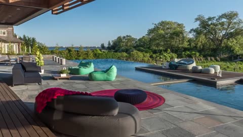 Luxury Real Estate Hamptons New York - Holiday House