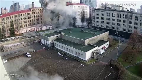 Missile strikes Alfavit Hotel in Kyiv, New Year's eve