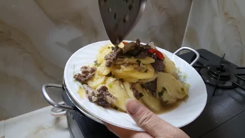 How to fried beef with pineapple recipe