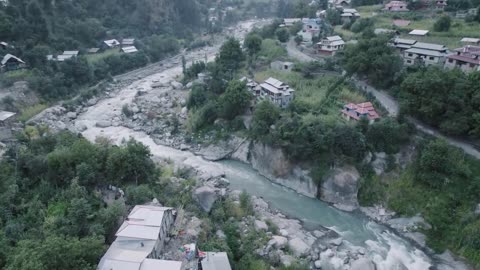 "Journey through Leswa Bypass: Kashmir's Picturesque Escape"