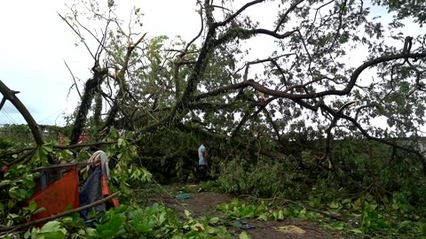 Cyclone Hamoon leaves destruction in Bangladesh