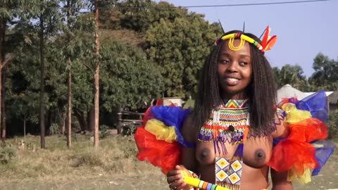 Mandeni Zulu Maiden (Sthembile Mofokeng) Reed dance Respondance