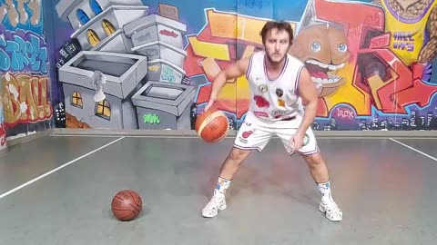 DRIBBLE LIKE A PRO:ONLY REAL HOOPERS TACKLE THIS ADVANCED DRILL SET