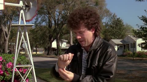 Tom Hulce gets thrown from a car in Parenthood 1989