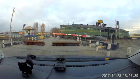 Bicyclist Nearly Gets Hit by Train