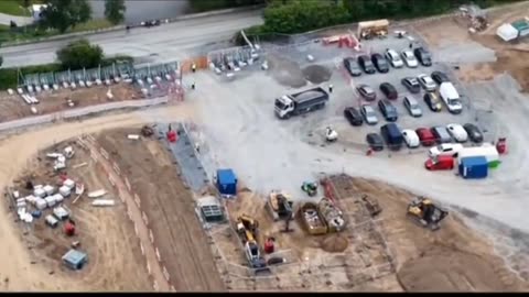 📍 Clonmel Drone footage shows the scale of the site intended to house migrants