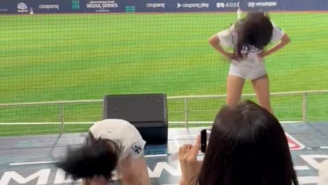 dodgers vs padres |For the Seoul Series in South Korea, the Dodgers will have their own Dance