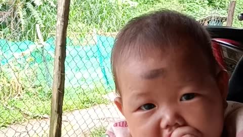 Hmong baby kute