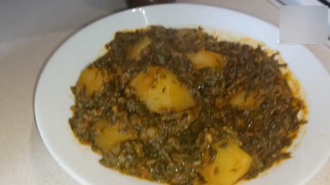 Palak aalo ki sabzi/spinach n potato mix