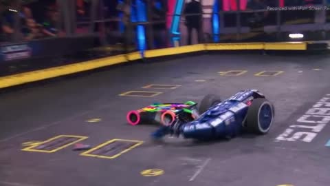 Sharkoprion vs SlapBox - Battlebots