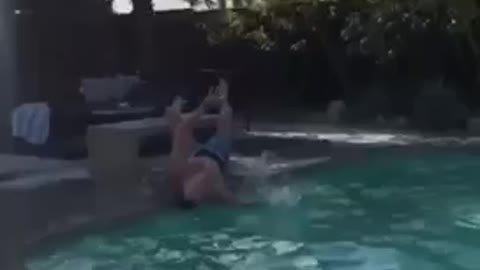 Man slips on diving board woman screams