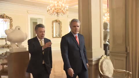 Presidente Santos recibe a Iván Duque en la Casa de Nariño