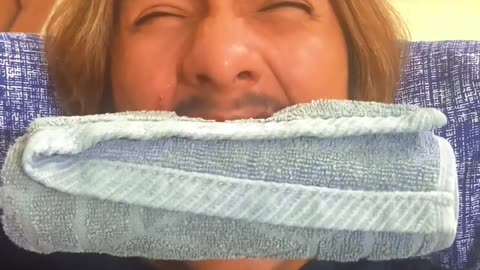 Exciting Towel-medy: Love Bite!🎥😂👌🍽