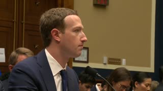 Zuckerberg reconoce que Cambridge Analytica accedió a sus datos en Facebook