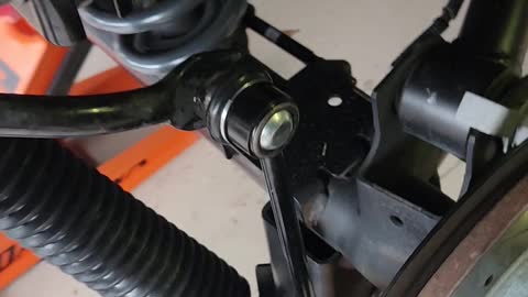 AEV 4.5 Dual Sport Lift Install Part 6