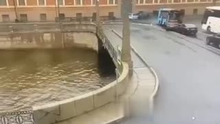 Bus falls into a river in St. Petersburg, Russia – multiple dead and injured