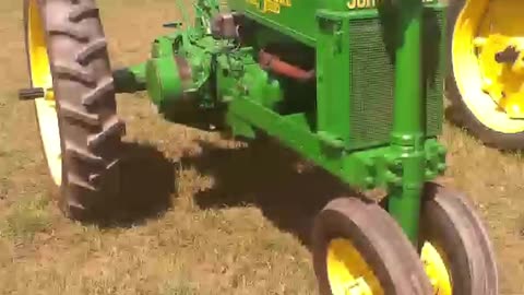 Antique John Deere Tractors