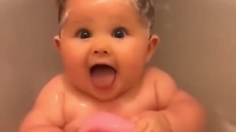 Cute baby 🥰 Bath 🛀 time 💦 | Fun2rumble