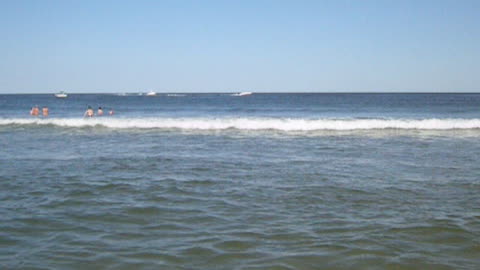 OCEAN GROVE - SUPER CLOSE WAVES VIEW (NJ New Jersey shore beach travel)