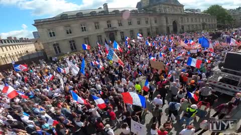 Paris Protest mandates‼️🇫🇷💯❤️