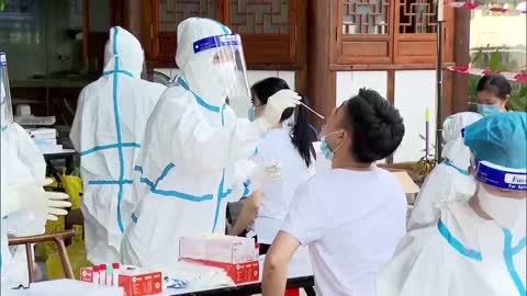 China encadena 15 días sin contagios locales y registra 17 casos "importados"