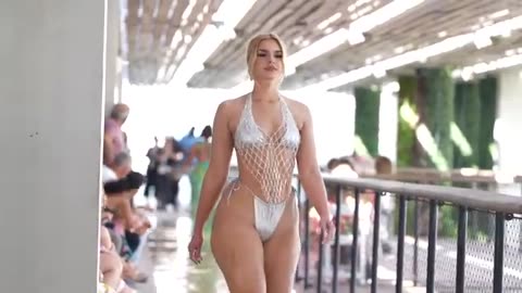 Full show Hot Miami Styles - Flying Solo Swim Week