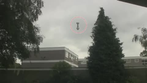 A Strange Object Appeared In The Sky , And No One Has An Explanation