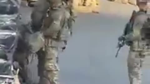 US troops defending Kabul Airport.