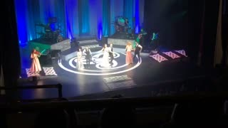 Celtic Woman was live with bean phadin nead Na lachan