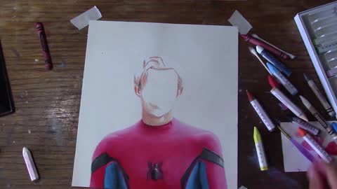 Secuencia de dibujo hiperrealista de Tom Holland como el Hombre Araña