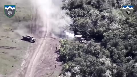 💥 Detonation of ammunition of the Russian 152-mm Msta-S in the Luhansk