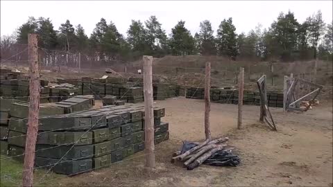 RUSSIAN MILITARY TOOK CONTROL OF ABANDONED UKRAINE MILITARY BASE IN KHERSON!