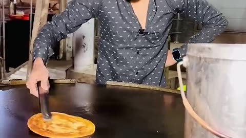 Paratha Lover hai koi_😂 apko konsa paratha pasand hai_😁 Salman Noman❤️