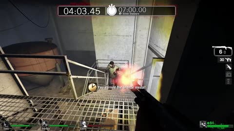 Left 4 Dead: Survival on The Warehouse (Blood Harvest) Bronze Medal