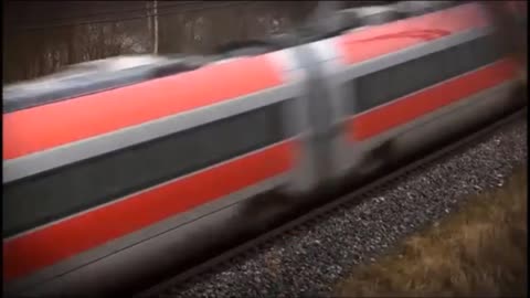 10 FAST TRAINS IN THE WORLD