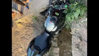 Famous motor vlogs jatt parbhjot accident in nepal