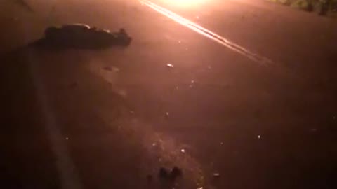 Video: Un motociclista muerto y un vehículo incendiado en accidente en la vía San Gil-Charalá