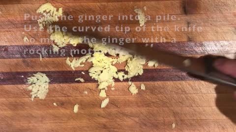 The fastest way to peel and mince ginger