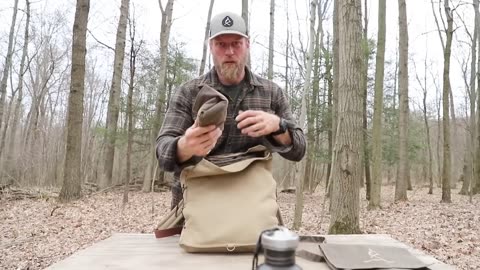 What Bushcraft Gear Should you Carry - Survival Instructor's Springtime Gear Loadout