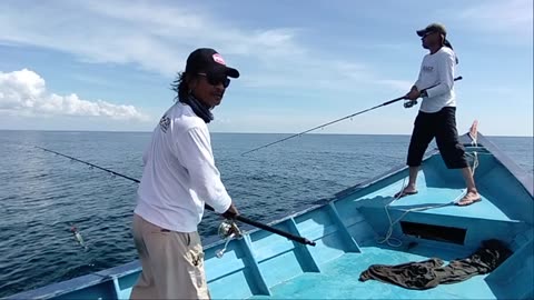 Giant Trevally fishing